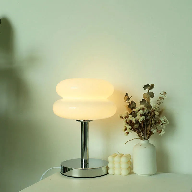 Lampe de table en verre